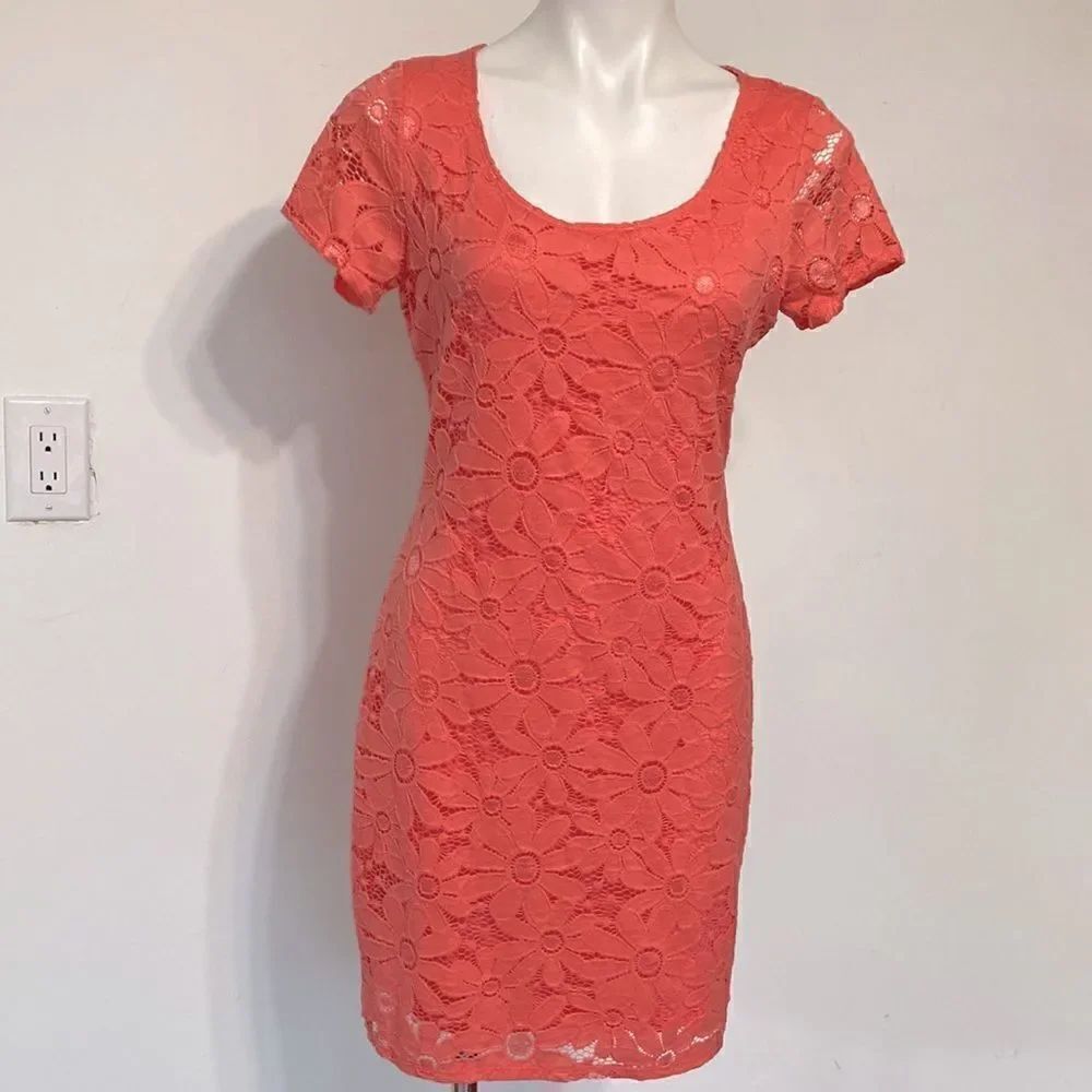 Tiana B dress